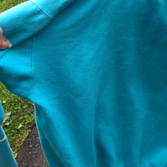 Sweater! Doesn’t fit my sister to big:) - Picture 2 of 3